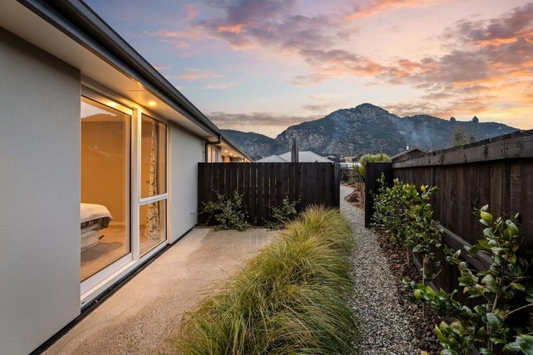 Photo of property in 7 Mallard Street, Albert Town, Wanaka, 9305