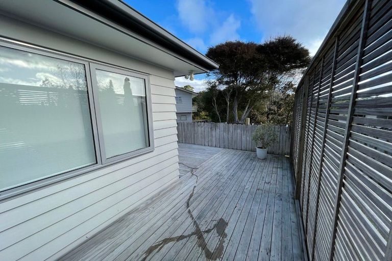 Photo of property in 38 Powrie Street, Glenfield, Auckland, 0629