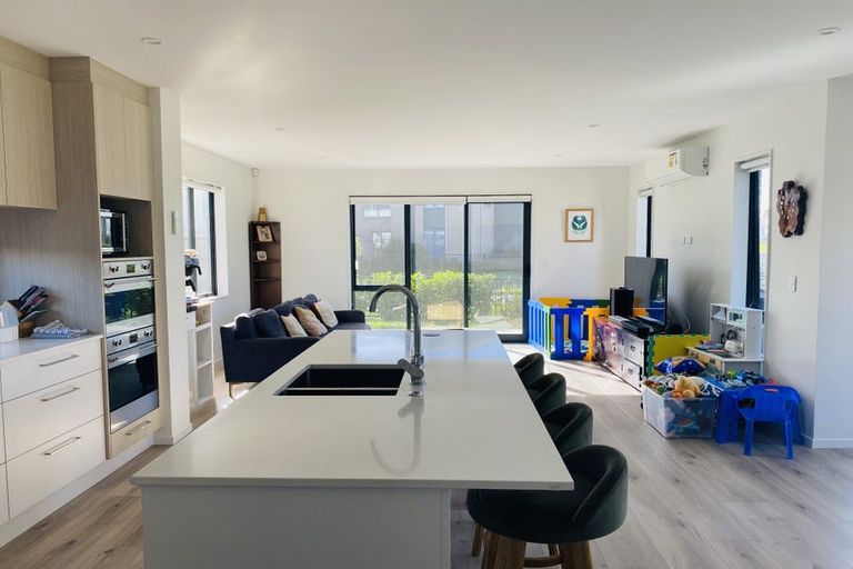 Photo of property in 33 Adlam Lane, Takanini, 2112