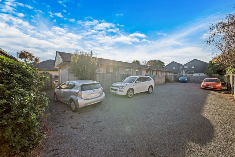 Photo of property in 158 Yaldhurst Road, Sockburn, Christchurch, 8042