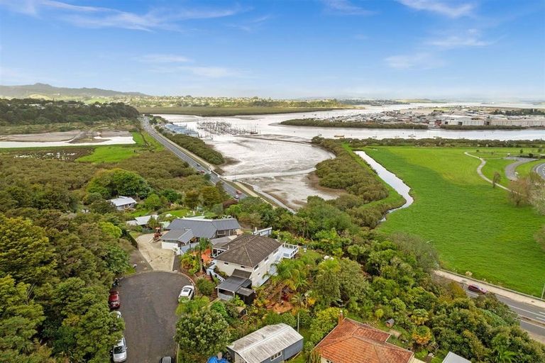 Photo of property in 34 Tanekaha Drive, Parahaki, Whangarei, 0112