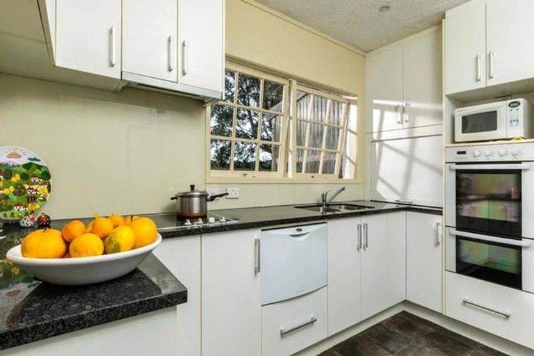 Photo of property in 68 Henwood Road, Taupaki, Henderson, 0782