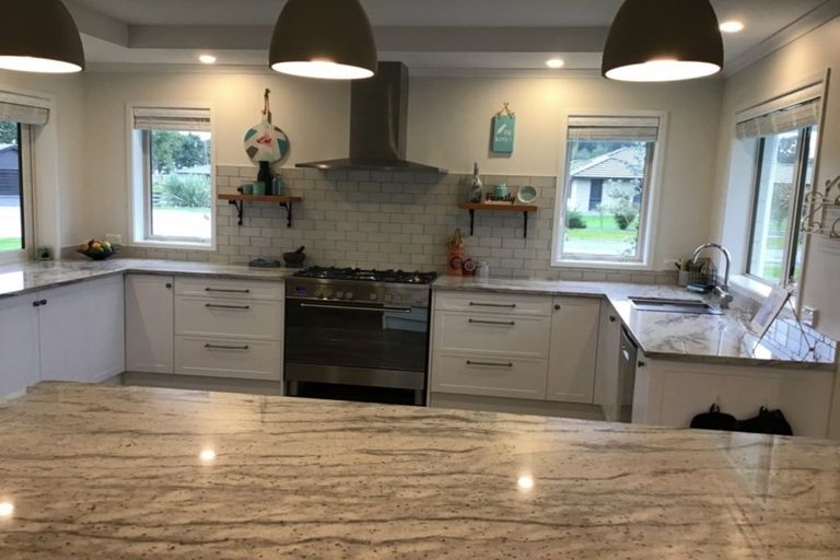 Photo of property in 55 Garth Road, Levin, 5571