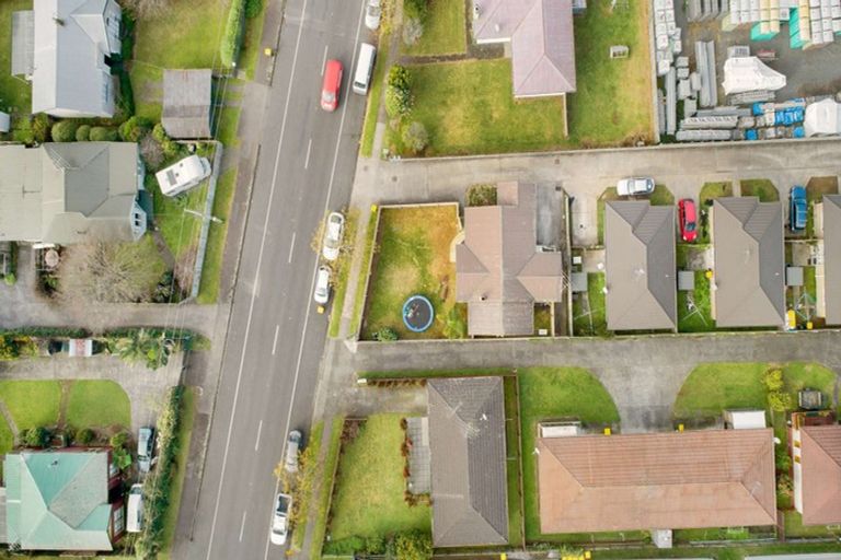 Photo of property in 96 Harris Street, Pukekohe, 2120