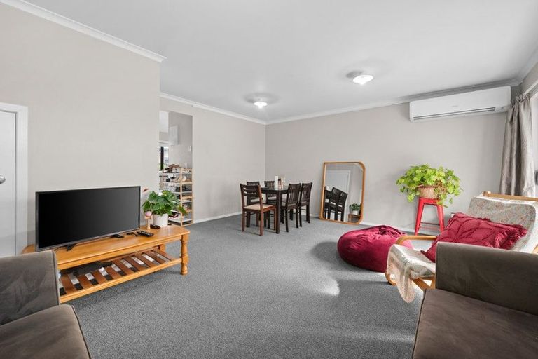 Photo of property in 4/16 May Street, Hamilton East, Hamilton, 3216
