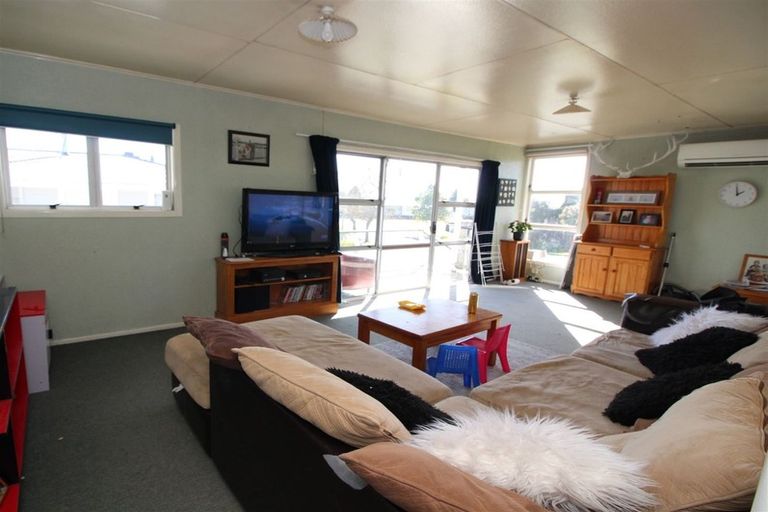 Photo of property in 6 Matata Place, Tokoroa, 3420