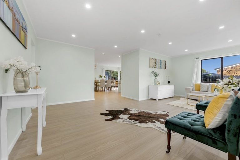 Photo of property in 3 Mimosa Place, Half Moon Bay, Auckland, 2012