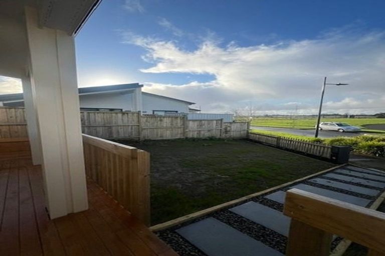 Photo of property in 38 Ahunga Road, Karaka, Papakura, 2113