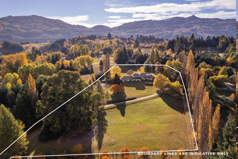 Photo of property in 385 Littles Road, Dalefield, Queenstown, 9371