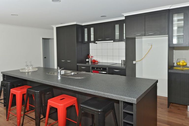 Photo of property in 3 Mcainch Place, Te Kamo, Whangarei, 0112