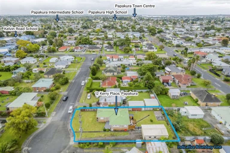Photo of property in 12 Kerry Place, Papakura, 2110