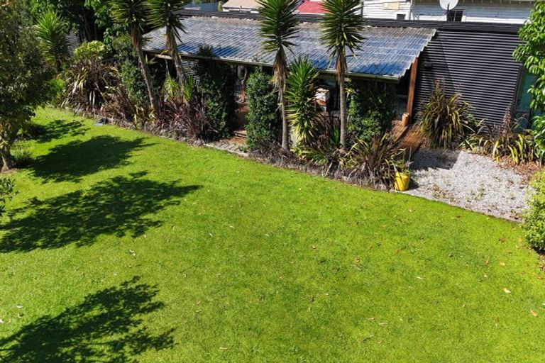 Photo of property in 1a Menzies Street, Westport, 7825