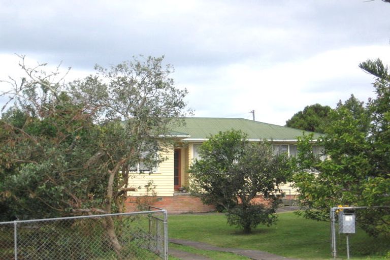 Photo of property in 72 Pomaria Road, Henderson, Auckland, 0610