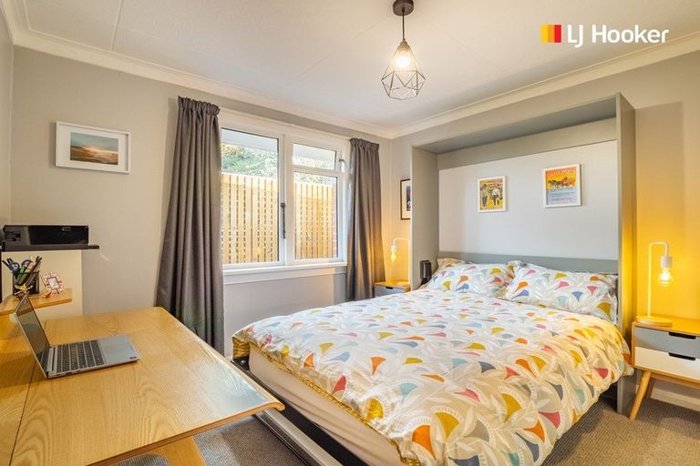 Photo of property in 92 Easther Crescent, Kew, Dunedin, 9012