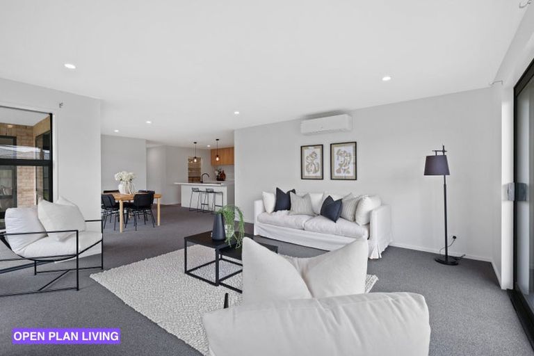 Photo of property in 184 Faringdon Boulevard, Rolleston, 7615