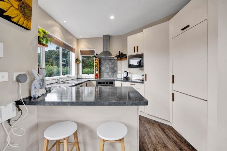 Photo of property in 22 Halse Place, Opunake, 4616