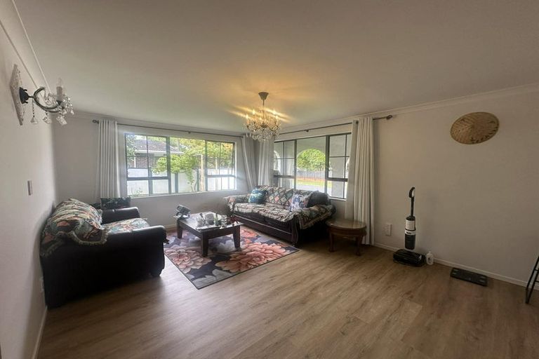 Photo of property in 2 Mcenroe Grove, Naenae, Lower Hutt, 5011