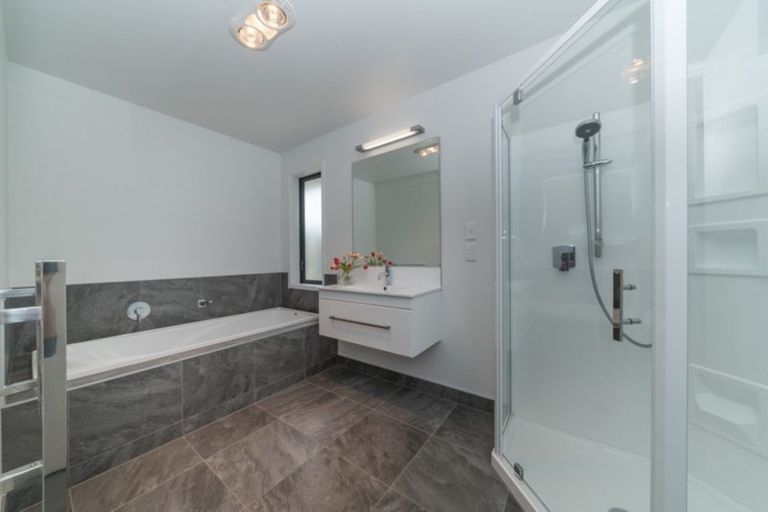 Photo of property in 24 Macdonald Heights, Feilding, 4702