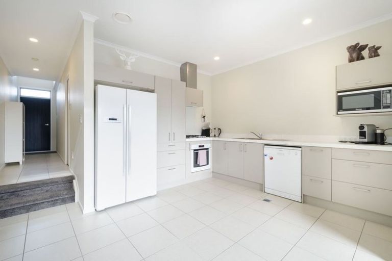 Photo of property in 18 Station Street, Hobsonville, Auckland, 0616