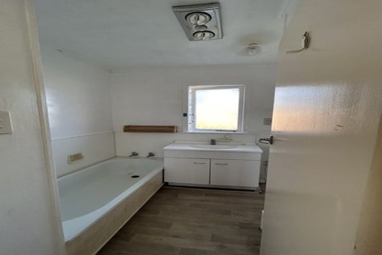 Photo of property in 158 Old Farm Road, Hamilton East, Hamilton, 3216