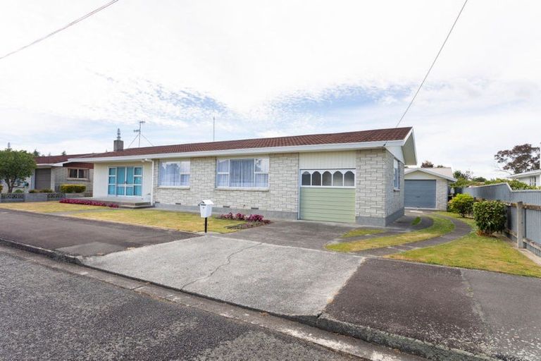 Photo of property in 10 Madrid Street, Dannevirke, 4930