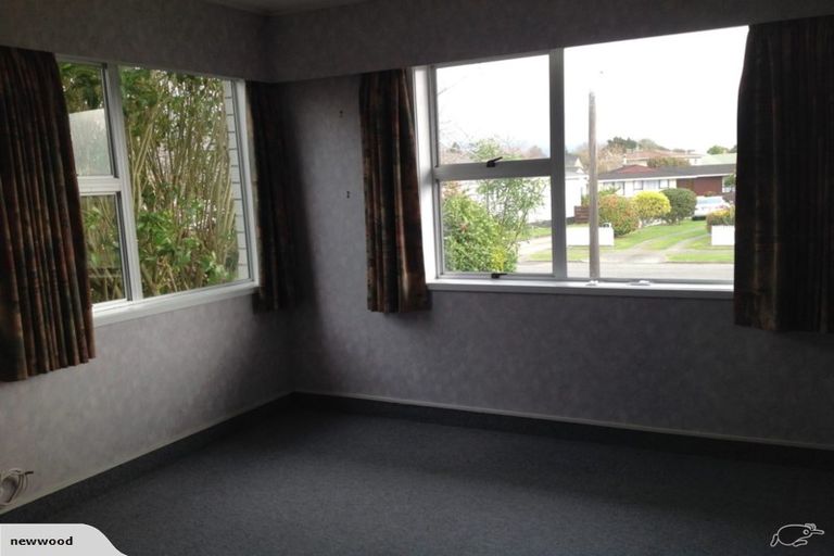 Photo of property in 53 Kennedy Drive, Levin, 5510
