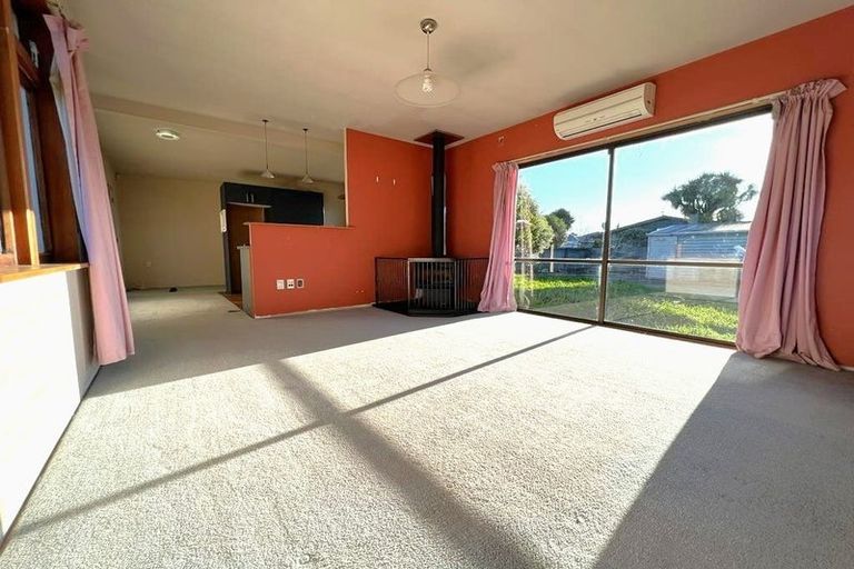 Photo of property in 37 Evesham Crescent, Spreydon, Christchurch, 8024