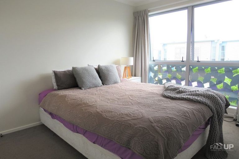 Photo of property in 26 Oioi Road, Hobsonville, Auckland, 0616