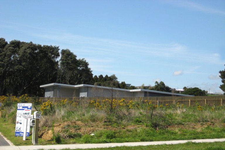 Photo of property in 74c Karamea Street, Whalers Gate, New Plymouth, 4310
