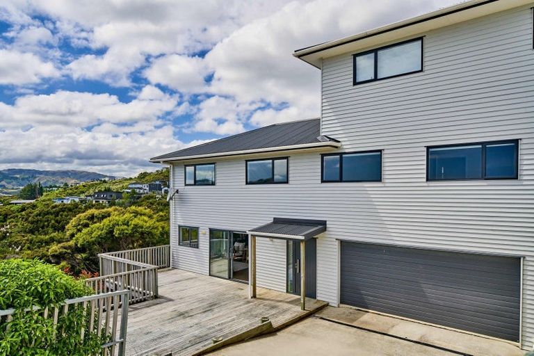Photo of property in 11a Polestar Lane, Whitby, Porirua, 5024