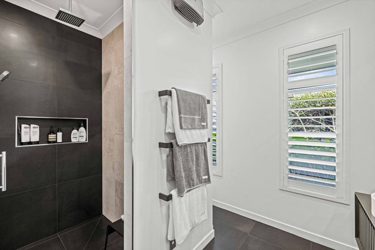 Photo of property in 77 Perry Street, Papanui, Christchurch, 8053