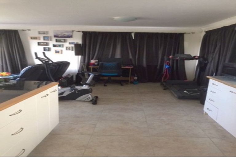 Photo of property in 47 Murvale Drive, Bucklands Beach, Auckland, 2014