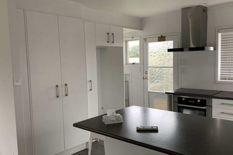 Photo of property in 1/11 Ballater Place, Highland Park, Auckland, 2010