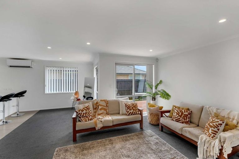 Photo of property in 17 Perla Road, Pukekohe, 2120