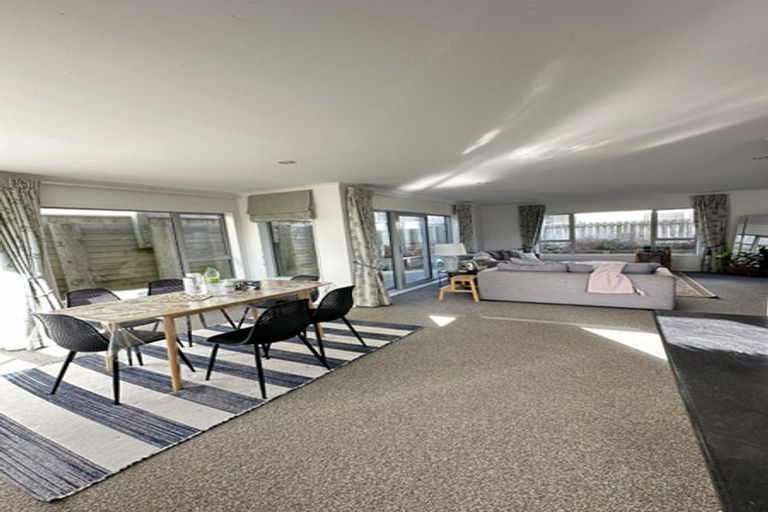 Photo of property in 24 Trelawny Terrace, Grenada Village, Wellington, 6037