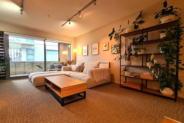 Photo of property in Revolucion Apartments, 302/28w Torrens Terrace, Mount Cook, Wellington, 6011