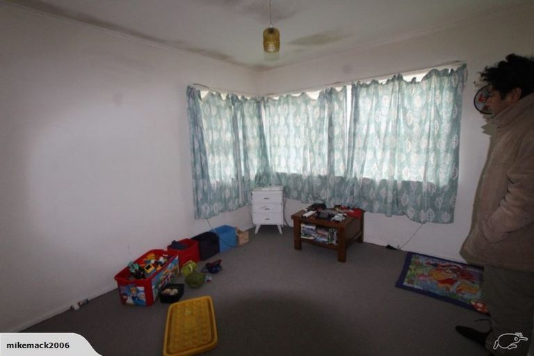 Photo of property in 19 Plumley Crescent, Mangere, Auckland, 2022