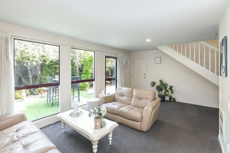Photo of property in 8/16 Derby Street, St Albans, Christchurch, 8014