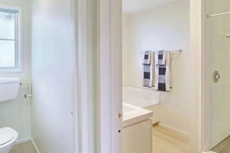 Photo of property in 4 Daytona Place, Parklands, Christchurch, 8083