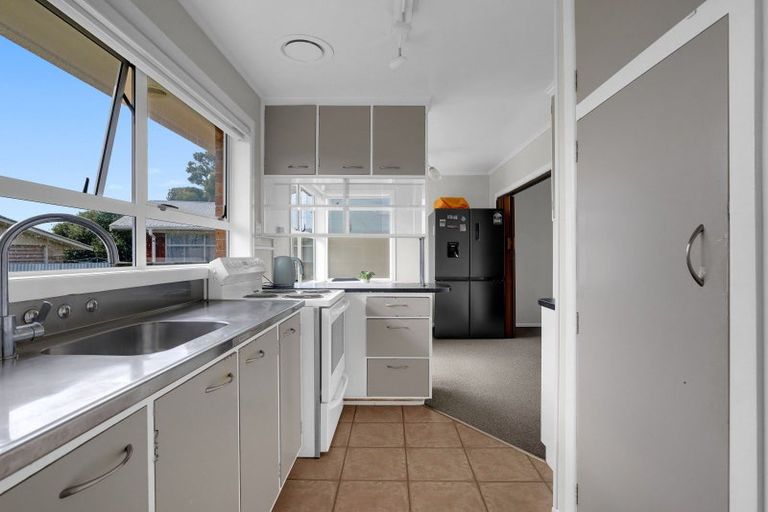 Photo of property in 24 Larnach Street, St Andrews, Hamilton, 3200