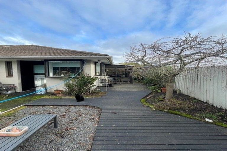 Photo of property in 2/99a Woodham Road, Linwood, Christchurch, 8062