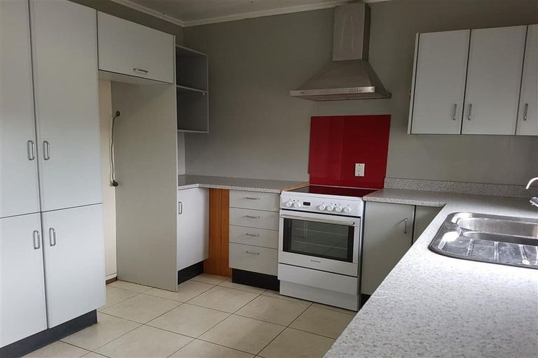 Photo of property in 75 Helvetia Road, Pukekohe, 2120