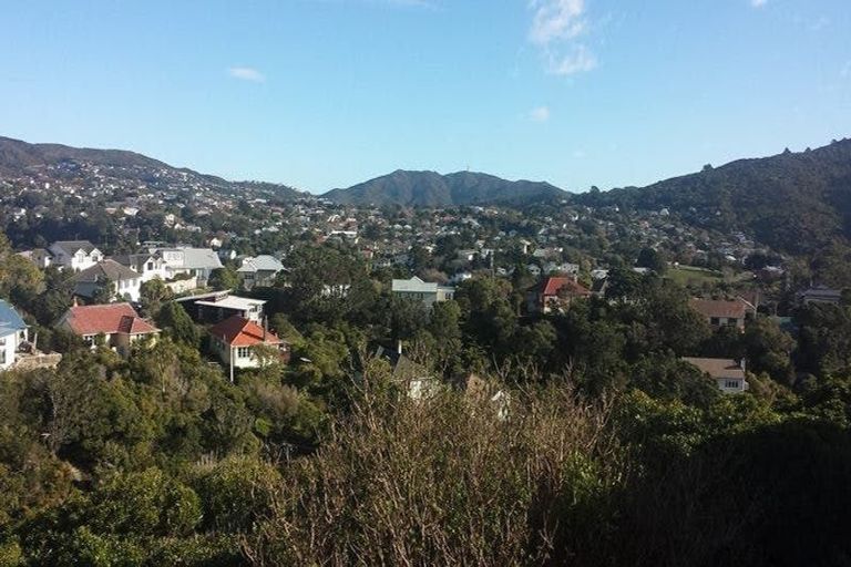 Photo of property in 37a Pembroke Road, Northland, Wellington, 6012