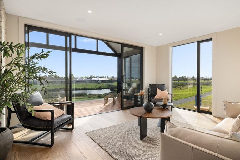Photo of property in 43 Forstera Way, Papamoa Beach, Papamoa, 3118