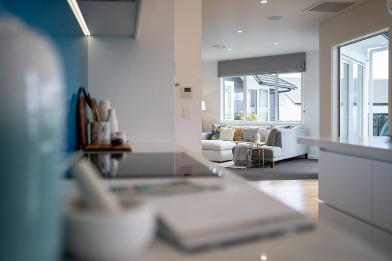 Photo of property in 12 Mike Smith Drive, Cambridge, 3434