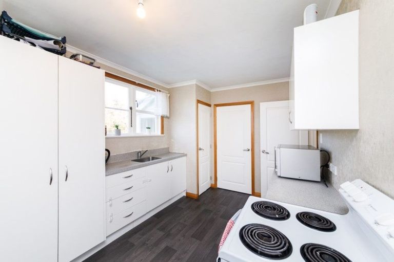 Photo of property in 28 Lower High Street, Marton, 4710