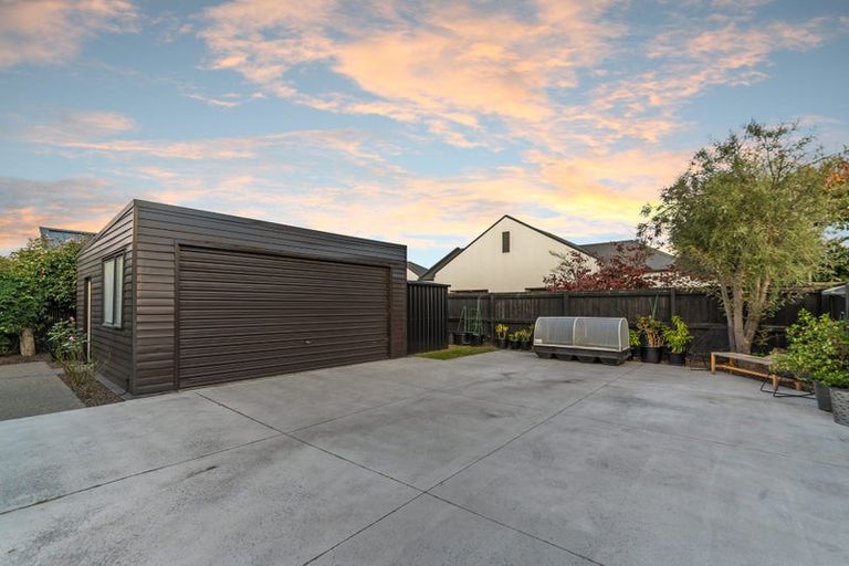 Photo of property in 64 Jeffreys Road, Fendalton, Christchurch, 8052