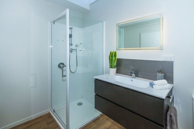 Photo of property in 2/11 Exeter Street, Stoke, Nelson, 7011