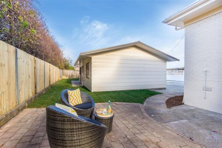 Photo of property in 2/26a Claude Avenue, Papatoetoe, Auckland, 2025