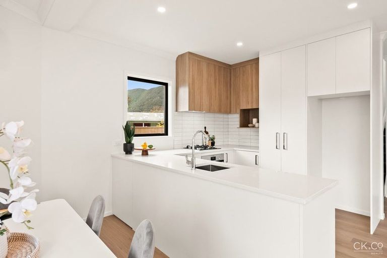 Photo of property in 64a Bell Road, Waiwhetu, Lower Hutt, 5010